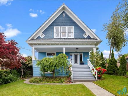 Stunning Craftsman in Seattle